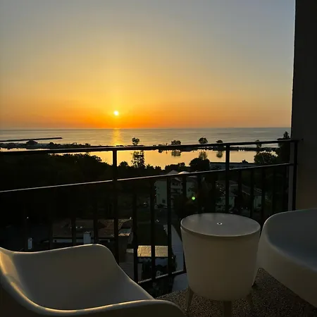 Apartment Donna Alba Seaview Penthouse, Casa Ta De Pe Plaja Neptun