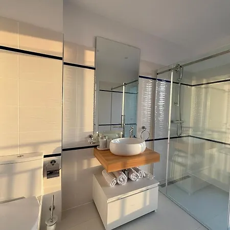 Donna Alba Seaview Penthouse, Casa Ta De Pe Plaja