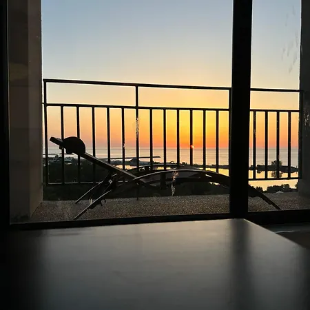 Donna Alba Seaview Penthouse, Casa Ta De Pe Plaja