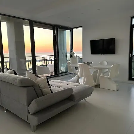 Donna Alba Seaview Penthouse, Casa Ta De Pe Plaja Neptun