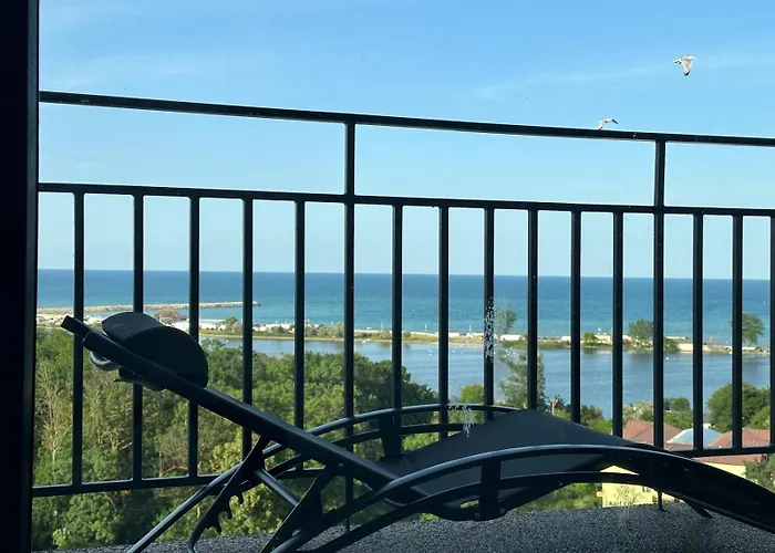 Appartement Donna Alba Seaview Penthouse, Casa Ta De Pe Plaja *