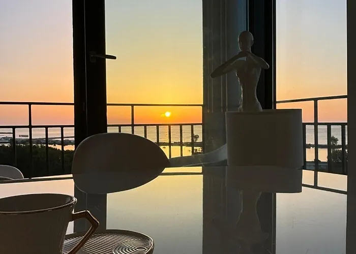 Donna Alba Seaview Penthouse, Casa Ta De Pe Plaja Neptun