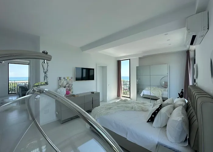 Appartement Donna Alba Seaview Penthouse, Casa Ta De Pe Plaja Neptun