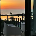 Apartment Donna Alba Seaview Penthouse, Casa Ta De Pe Plaja *