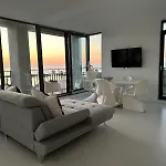 Donna Alba Seaview Penthouse, Casa Ta De Pe Plaja Neptun