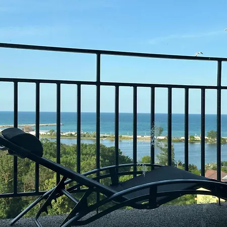 아파트 Donna Alba Seaview Penthouse, Casa Ta De Pe Plaja *