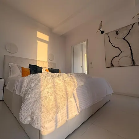 아파트 Donna Alba Seaview Penthouse, Casa Ta De Pe Plaja *